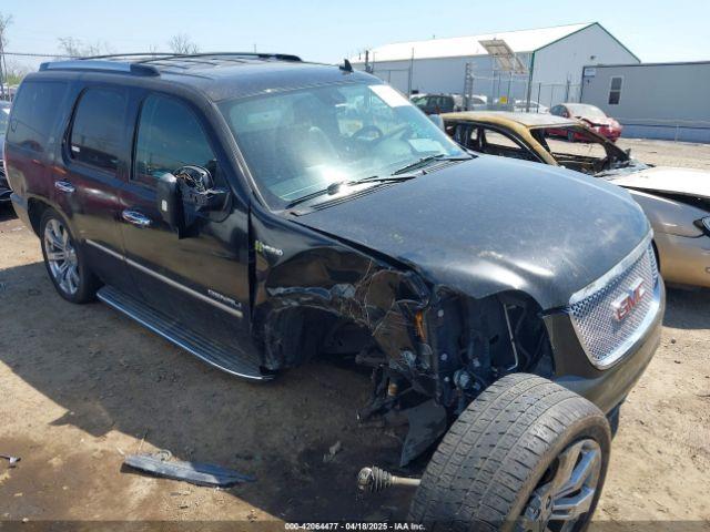  Salvage GMC Yukon