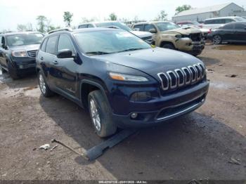  Salvage Jeep Cherokee