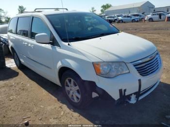  Salvage Chrysler Town & Country