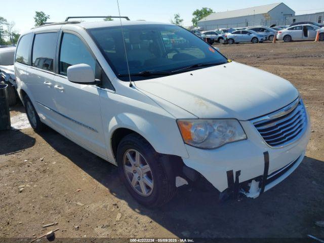  Salvage Chrysler Town & Country