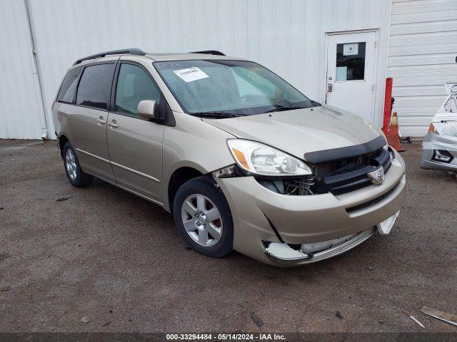  Salvage Toyota Sienna