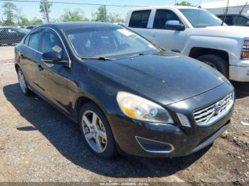  Salvage Volvo S60