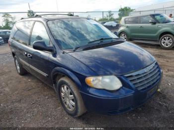  Salvage Chrysler Town & Country