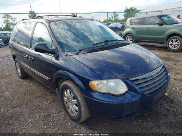  Salvage Chrysler Town & Country