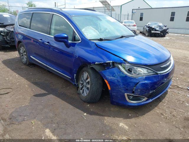  Salvage Chrysler Pacifica