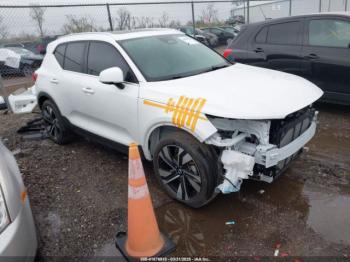  Salvage Volvo XC40