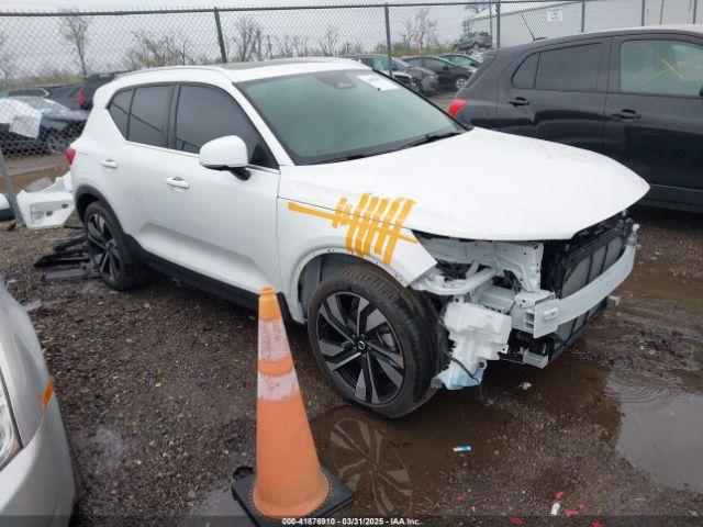  Salvage Volvo XC40