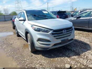  Salvage Hyundai TUCSON