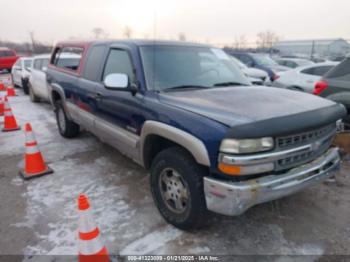  Salvage Chevrolet Silverado 1500