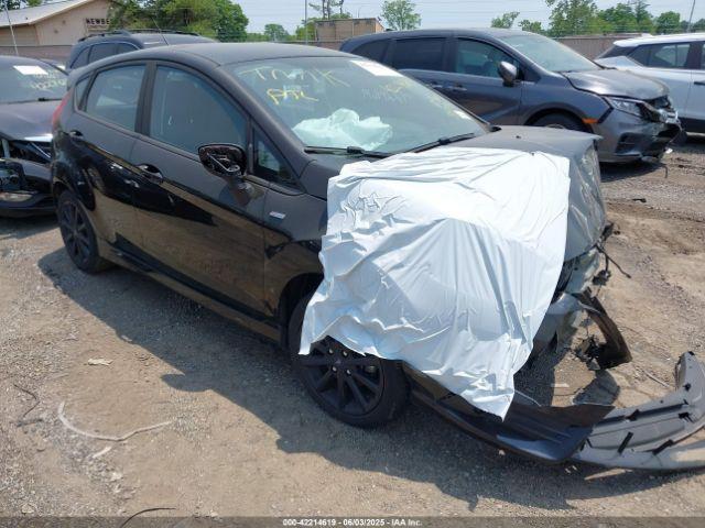 Salvage Ford Fiesta