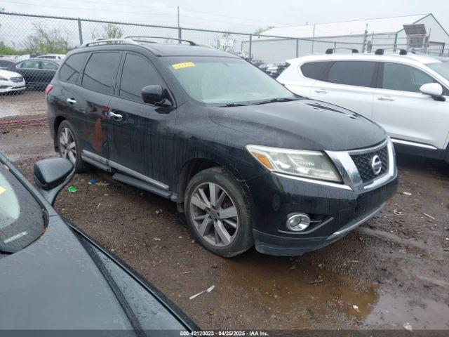  Salvage Nissan Pathfinder