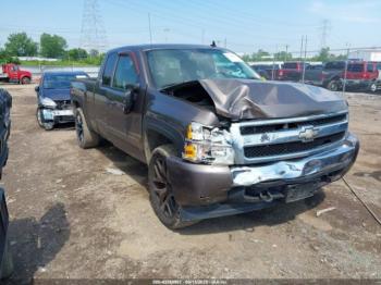  Salvage Chevrolet Silverado 1500