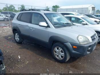  Salvage Hyundai TUCSON