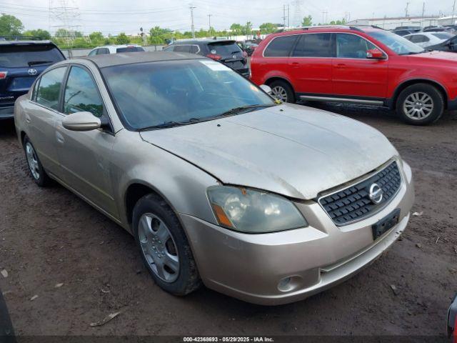  Salvage Nissan Altima