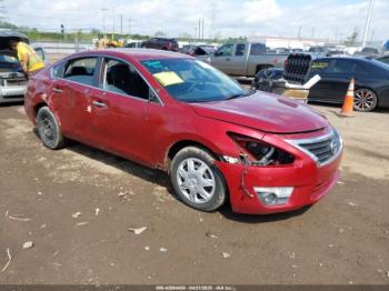  Salvage Nissan Altima