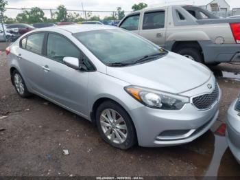  Salvage Kia Forte