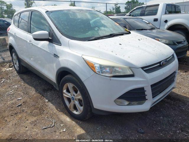 Salvage Ford Escape