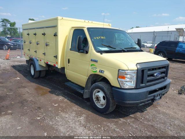  Salvage Ford E-450