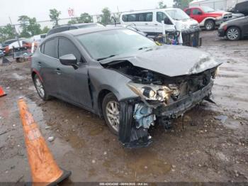 Salvage Mazda Mazda3
