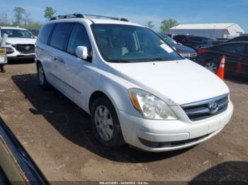  Salvage Hyundai Entourage