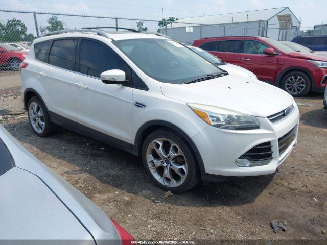  Salvage Ford Escape