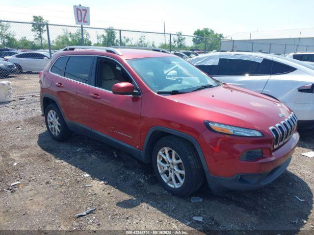  Salvage Jeep Cherokee