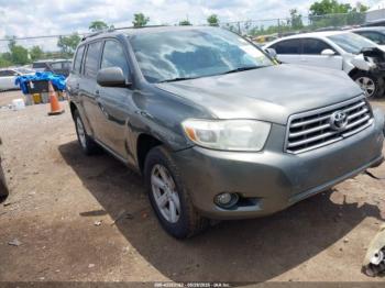  Salvage Toyota Highlander
