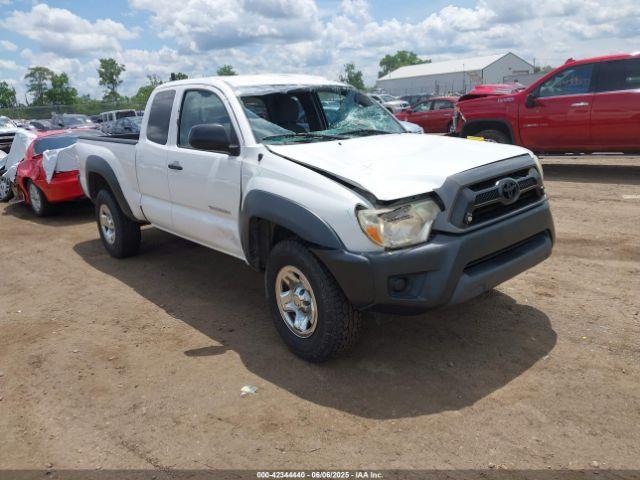  Salvage Toyota Tacoma