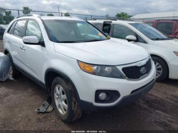  Salvage Kia Sorento