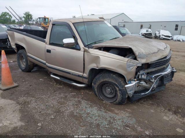  Salvage Chevrolet Gmt
