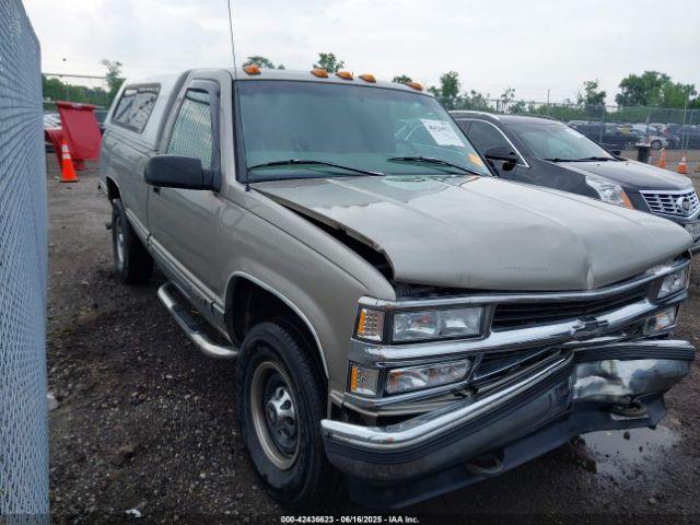  Salvage Chevrolet C2500