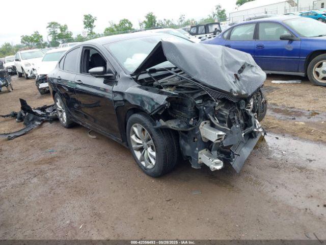  Salvage Chrysler 200