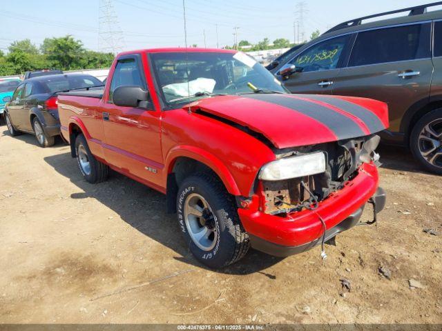  Salvage Chevrolet S-10
