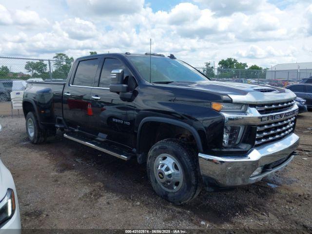  Salvage Chevrolet Silverado 3500
