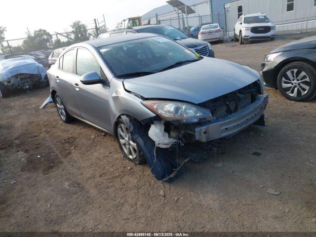  Salvage Mazda Mazda3