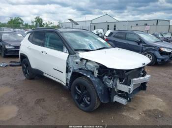  Salvage Jeep Compass