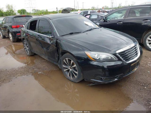  Salvage Chrysler 200