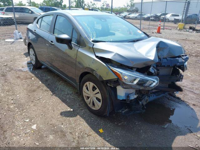  Salvage Nissan Versa