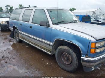  Salvage GMC Suburban