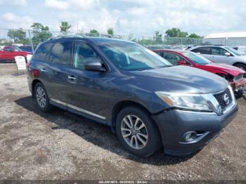  Salvage Nissan Pathfinder
