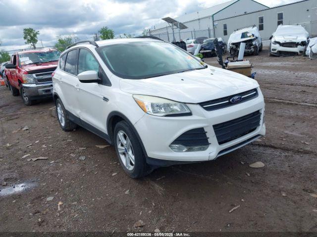  Salvage Ford Escape