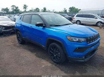  Salvage Jeep Compass