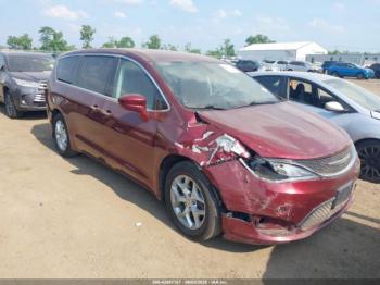  Salvage Chrysler Pacifica