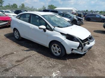  Salvage Ford Fiesta