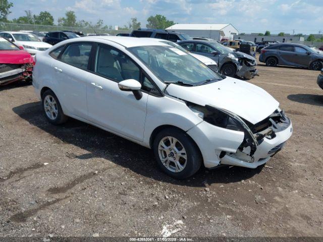  Salvage Ford Fiesta