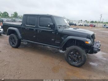  Salvage Jeep Gladiator