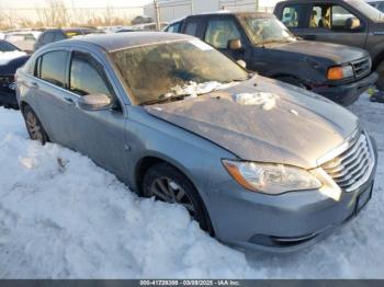  Salvage Chrysler 200