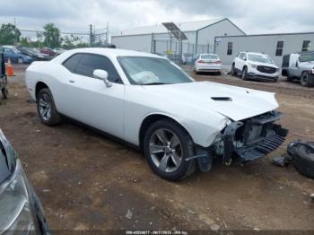  Salvage Dodge Challenger
