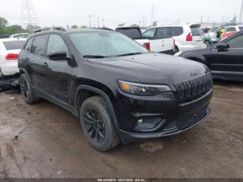  Salvage Jeep Cherokee