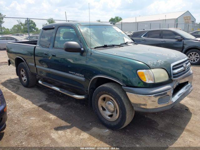  Salvage Toyota Tundra
